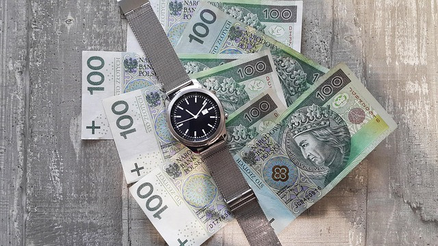 zdjęcie wyróżniające Ostatni moment w 2025 r. na złożenie wniosku o wakacje składkowe ZUS. Zasady i ograniczenia