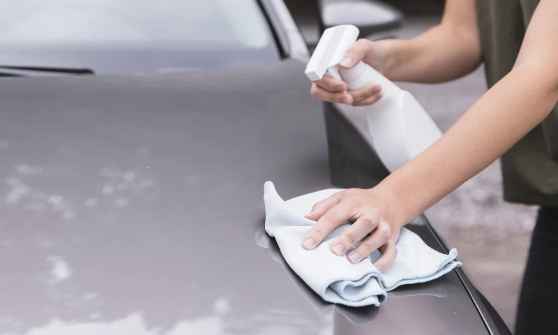 Jak zmyć owady i nie uszkodzić lakieru? Auto Centrum Opolony radzi