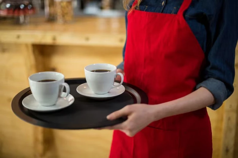 Gastronomia, hotelarstwo i handel najmocniej odczują wzrost płacy minimalnej