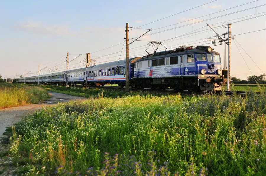 Rekordowe półrocze kolei. PKP Intercity i Polregio z większą liczbą pasażerów