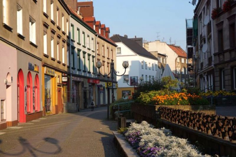 Średnie miasta centrami nowoczesnych usług dla biznesu? MIiR przeprowadzi badanie