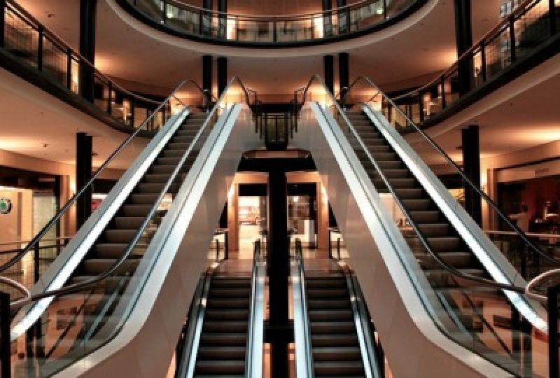 Rozłożenie kosztów walki z koronawirusem rozwiązaniem dla branży retail