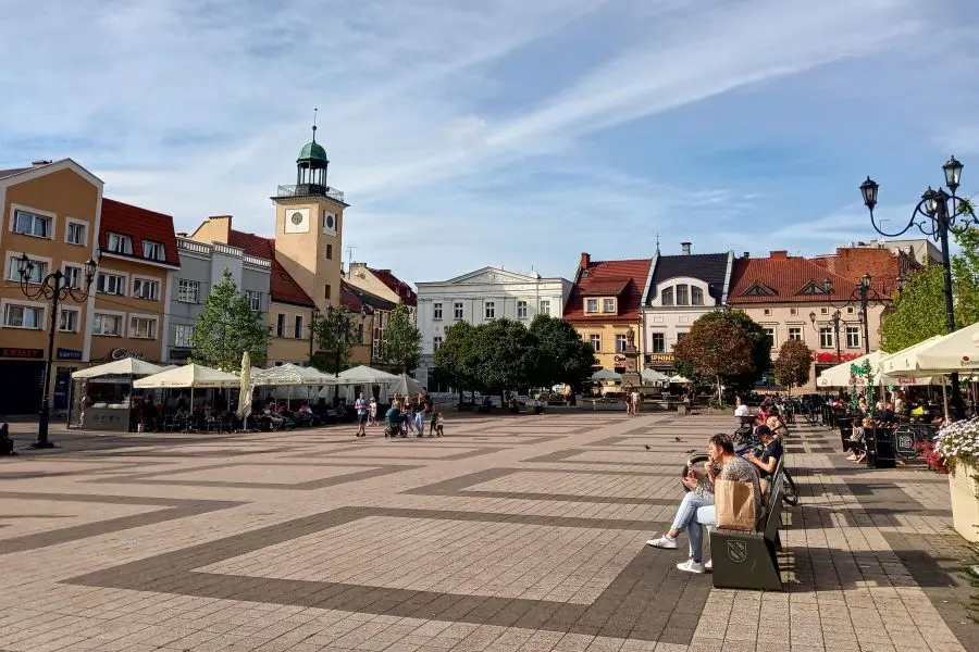 Nie tylko pola cierpią z powodu suszy. Miasta mierzą się z problemem braku wody