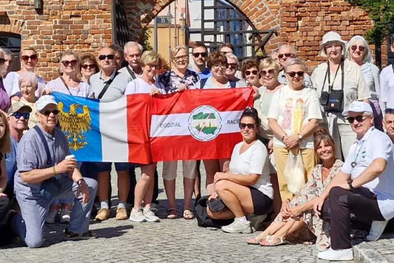 Raciborscy turyści ruszyli śladem średniowiecznych warowni